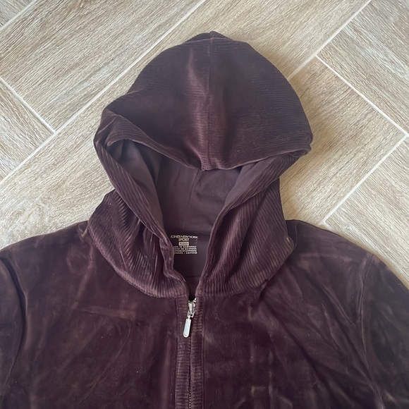+ JONES NEW YORK + Velour Dark Brown Hoodie - Picture 3 of 8